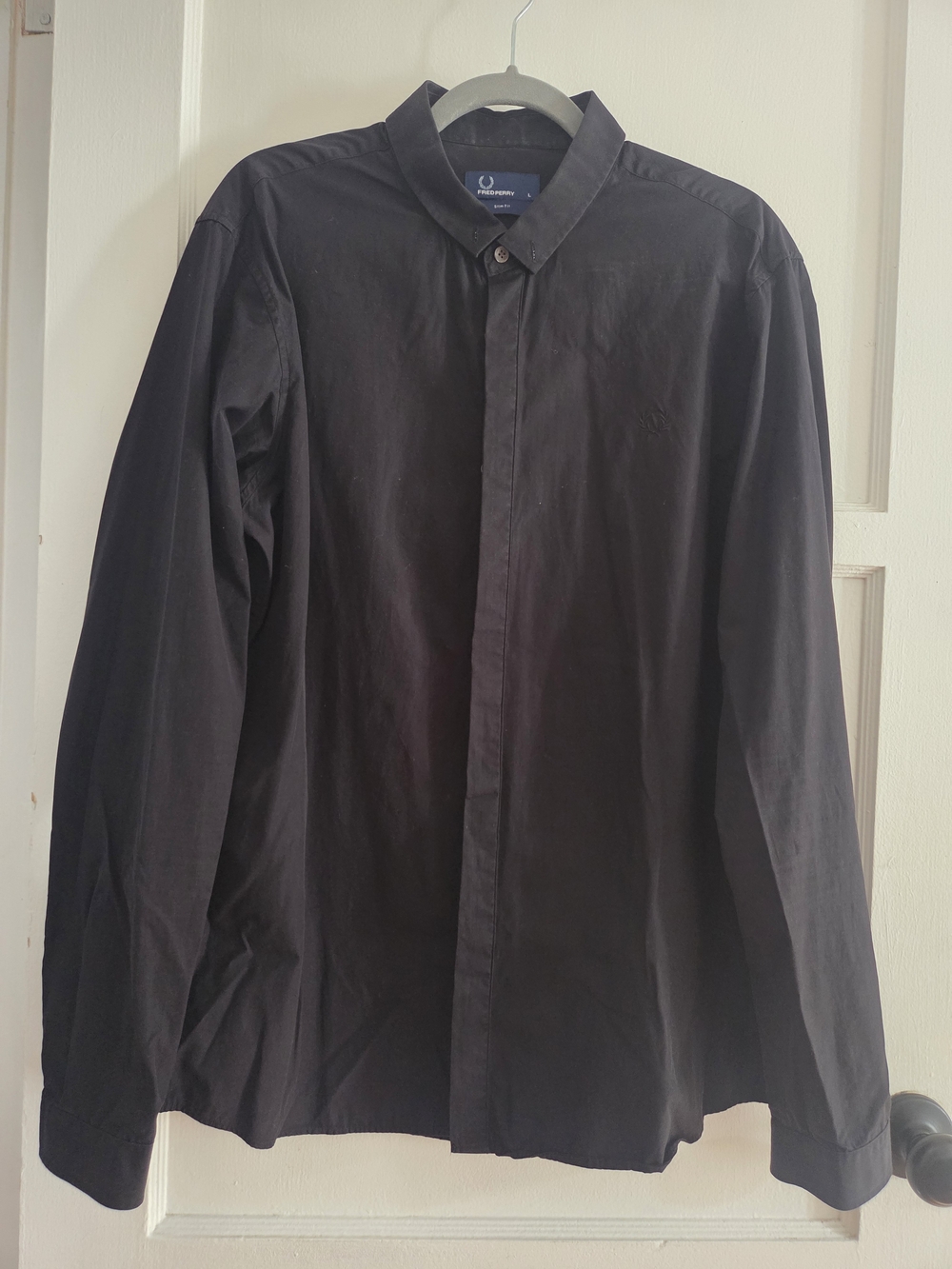 Fred Perry Men’s Black Long Sleeve Hidden Button Down Dress Shirt Size Large